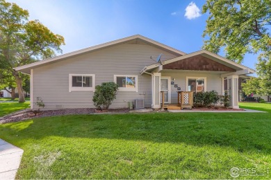 One level living! Completely renovated ranch style townhome in a on Lake Arbor Golf Course in Colorado - for sale on GolfHomes.com, golf home, golf lot