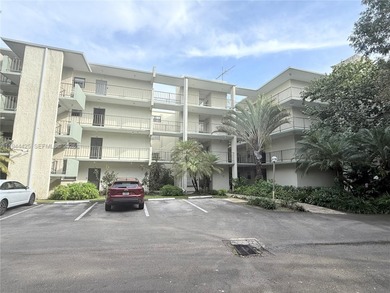 Updated 2-bed, 2-bath condo in a desirable Plantation community on  in Florida - for sale on GolfHomes.com, golf home, golf lot