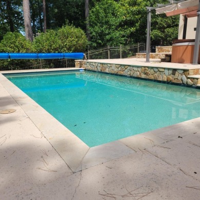 LOTS OF HOME FOR THE MONEY! Featuring a very large 5584 square on Houndslake Country Club in South Carolina - for sale on GolfHomes.com, golf home, golf lot