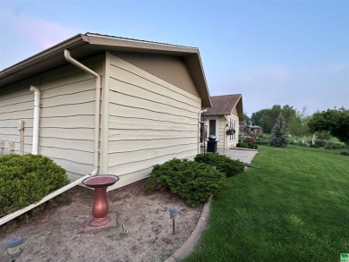 Let's take a look at this 3 bed, 2 bathroom with 3 car attached on Akron Golf Course in Iowa - for sale on GolfHomes.com, golf home, golf lot