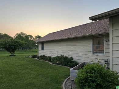 Let's take a look at this 3 bed, 2 bathroom with 3 car attached on Akron Golf Course in Iowa - for sale on GolfHomes.com, golf home, golf lot