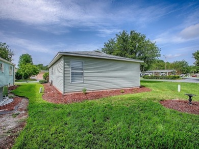 This lovely 2 BEDROOM 1 BATH cottage style home is PRISTINE and on Pennbrooke Fairways in Florida - for sale on GolfHomes.com, golf home, golf lot