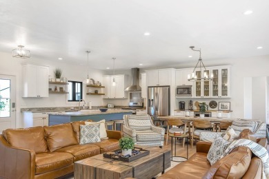 Enjoy this spacious and well appointed 4 bedroom 3.5 bathroom on The Orchards At Egg Harbor in Wisconsin - for sale on GolfHomes.com, golf home, golf lot