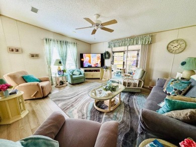 Captivating Home that is Turnkey with 3-Bedroom, 2-Bath! on Schalamar Creek Golf and Country Club in Florida - for sale on GolfHomes.com, golf home, golf lot