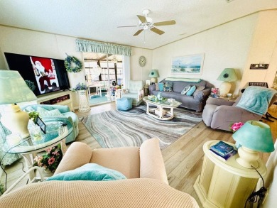Captivating Home that is Turnkey with 3-Bedroom, 2-Bath! on Schalamar Creek Golf and Country Club in Florida - for sale on GolfHomes.com, golf home, golf lot