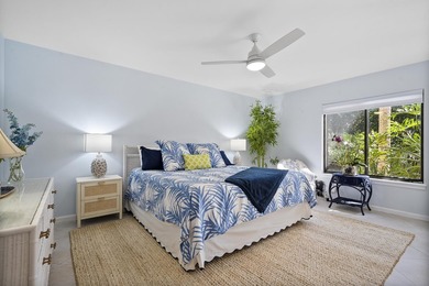 Welcome to this adorable 1st-floor 2-bedroom, 2-bathroom Club on Mariner Sands Country Club in Florida - for sale on GolfHomes.com, golf home, golf lot