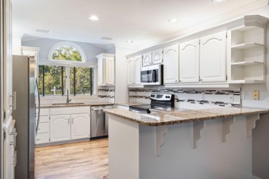 Low-Maintenance Walk-In Living @ StoneBridge VillageGet ready to on Ledgestone Country Club and Golf Course in Missouri - for sale on GolfHomes.com, golf home, golf lot