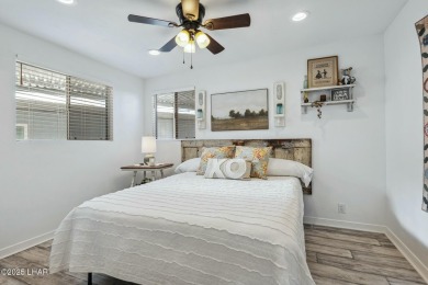 ON LEASED LAND***  This beautifully updated TURN-KEY home is on London Bridge Golf Course in Arizona - for sale on GolfHomes.com, golf home, golf lot