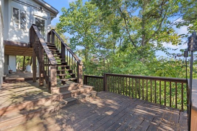 Low-Maintenance Walk-In Living @ StoneBridge VillageGet ready to on Ledgestone Country Club and Golf Course in Missouri - for sale on GolfHomes.com, golf home, golf lot