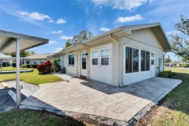 PRICE REDUCED!!  Move in ready condo is an amazing opportunity on Kings Point Executive Golf Course in Florida - for sale on GolfHomes.com, golf home, golf lot