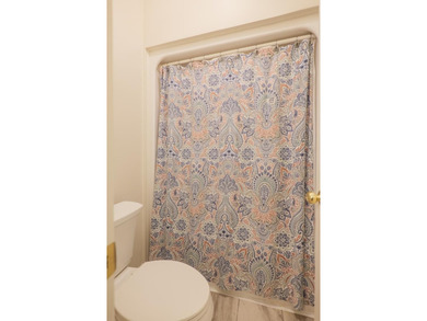 Built by Mike Pope in 1999, this one-owner lovely one-story on Stone Creek Golf Club in Georgia - for sale on GolfHomes.com, golf home, golf lot