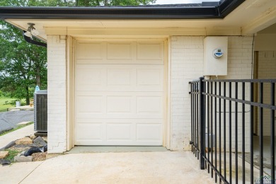 Spacious home in Oak Forest subdivision ready for you to call it on The Challenge at Oak Forest in Texas - for sale on GolfHomes.com, golf home, golf lot