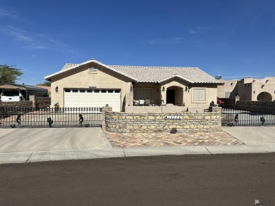 Impressive well kept 3 bdrm 2 bath home located in the desirable on Foothills Executive Golf Course in Arizona - for sale on GolfHomes.com, golf home, golf lot