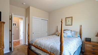 You will simply love this 2-story custom home overlooking the on Horn Rapids Golf Club in Washington - for sale on GolfHomes.com, golf home, golf lot