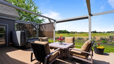 You will simply love this 2-story custom home overlooking the on Horn Rapids Golf Club in Washington - for sale on GolfHomes.com, golf home, golf lot
