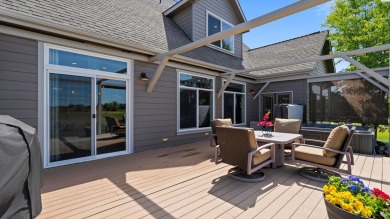 You will simply love this 2-story custom home overlooking the on Horn Rapids Golf Club in Washington - for sale on GolfHomes.com, golf home, golf lot