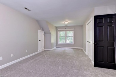 Bright & Spacious Set Back on a Cul-de Sac in Fords Colony! on Fords Colony Country Club in Virginia - for sale on GolfHomes.com, golf home, golf lot