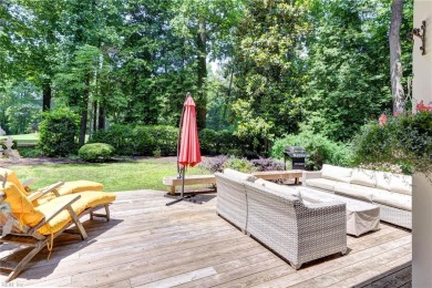 Bright & Spacious Set Back on a Cul-de Sac in Fords Colony! on Fords Colony Country Club in Virginia - for sale on GolfHomes.com, golf home, golf lot