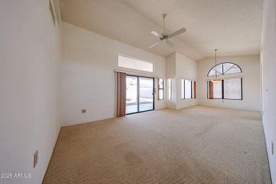 Here's your opportunity to live in this quaint & impeccably kept on Hillcrest Golf Club in Arizona - for sale on GolfHomes.com, golf home, golf lot