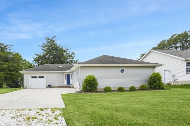 3/1617 3 BR/2 BA Rancher, Comfortable living all on one level on Captains Cove Golf and Yacht Club in Virginia - for sale on GolfHomes.com, golf home, golf lot
