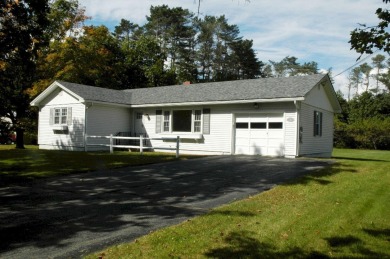 12554 - Is it time to move to one level living?Here's a move in on Diadema Golf Course  in Maine - for sale on GolfHomes.com, golf home, golf lot
