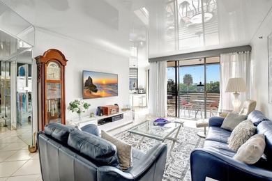 STEP INTO SUNSHINE AND SPACE... This oversized 1,607 sq ft on Inverrary Country Club in Florida - for sale on GolfHomes.com, golf home, golf lot