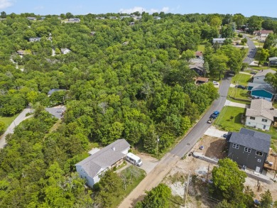 Live the Lake Life You've Always Dreamed Of!Why settle when you on Kimberling City Golf Club in Missouri - for sale on GolfHomes.com, golf home, golf lot