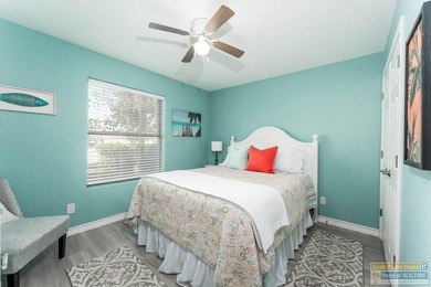 Beautifully updated and tastefully furnished townhome in the on South Padre Island Golf Club in Texas - for sale on GolfHomes.com, golf home, golf lot