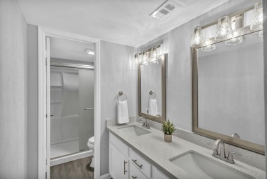 Charming condo in highly desired Horseshoe Bay. Newly renovated on Slick Rock Golf Course - Horseshoe Bay in Texas - for sale on GolfHomes.com, golf home, golf lot