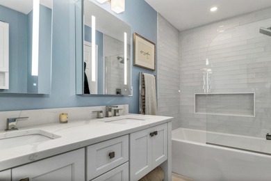 Welcome to this stunning end-unit townhome in the highly on Sky Meadow Country Club in New Hampshire - for sale on GolfHomes.com, golf home, golf lot