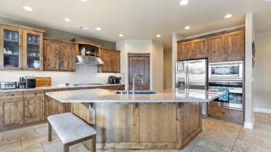 MLS# 280878 Come settle into the the exclusive Horn Rapids on Horn Rapids Golf Club in Washington - for sale on GolfHomes.com, golf home, golf lot