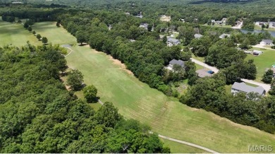 Live the Lake  Golf Resort Life Every Day!
Welcome to this on Cottonwood Golf Course in Missouri - for sale on GolfHomes.com, golf home, golf lot