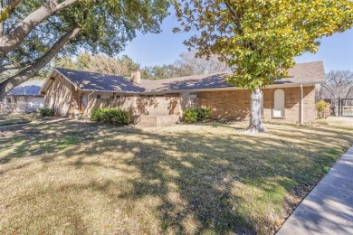 Don't miss this rare opportunity to live in one of the most on Ridglea Golf Course in Texas - for sale on GolfHomes.com, golf home, golf lot