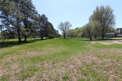 Kopp Homes LLC is proud to welcome you to your new golf course on North Branch Golf Club in Minnesota - for sale on GolfHomes.com, golf home, golf lot