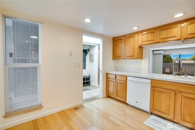 Move in ready North End home located directly across from lovely on Highlands Golf Club in Washington - for sale on GolfHomes.com, golf home, golf lot
