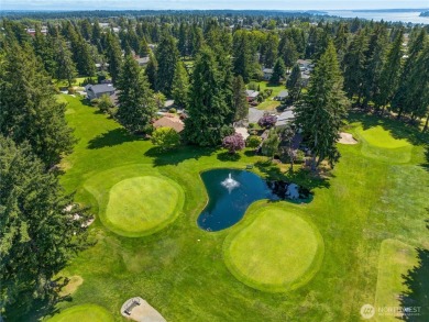 Move in ready North End home located directly across from lovely on Highlands Golf Club in Washington - for sale on GolfHomes.com, golf home, golf lot