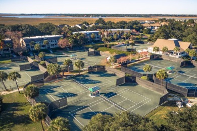 Welcome to 469 Double Eagle Trace, a beautifully designed 2 bed on  in South Carolina - for sale on GolfHomes.com, golf home, golf lot