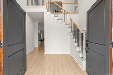 Beautifully renovated 5 Bed 3.5 Bath in Maisons of Chenal with on Chenal Country Club - Bear Den Mountain in Arkansas - for sale on GolfHomes.com, golf home, golf lot