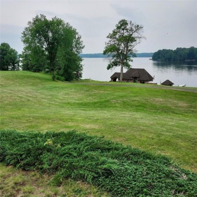 One of the nicest one bedroom condos at Tagalong is finally on Tagalong Golf Course in Wisconsin - for sale on GolfHomes.com, golf home, golf lot