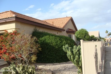 Beautiful 2-bedroom, 2-bathroom Barcelona in the exclusive gated on Oakwood Golf Club  in Arizona - for sale on GolfHomes.com, golf home, golf lot