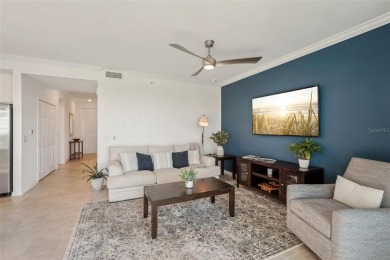 Under contract-accepting backup offers. Your front-row seat in on Lakewood National Golf Club in Florida - for sale on GolfHomes.com, golf home, golf lot
