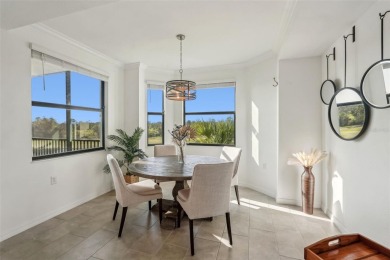 Under contract-accepting backup offers. Your front-row seat in on Lakewood National Golf Club in Florida - for sale on GolfHomes.com, golf home, golf lot