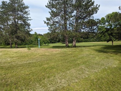 Kopp Homes  presents stunning 3 Bedroom home on the 5th hole of on North Branch Golf Club in Minnesota - for sale on GolfHomes.com, golf home, golf lot