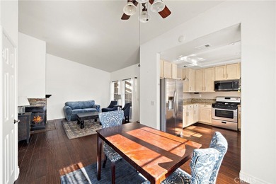 Stylish 2-Bedroom Carriage Unit in Rancho Santa Margarita on Tijeras Creek Golf Club in California - for sale on GolfHomes.com, golf home, golf lot