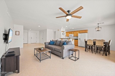 Fully updated, move-in-ready Pool home offers 3 bedrooms, 2 on London Bridge Golf Course in Arizona - for sale on GolfHomes.com, golf home, golf lot
