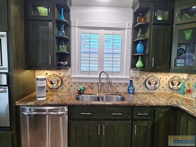 Are you looking for a vacation home in an amenity rich resort on Long Island Golf Course in Texas - for sale on GolfHomes.com, golf home, golf lot