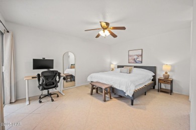 Fully updated, move-in-ready Pool home offers 3 bedrooms, 2 on London Bridge Golf Course in Arizona - for sale on GolfHomes.com, golf home, golf lot