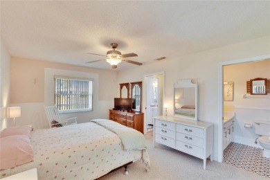 PRICE REDUCED!!  Move in ready condo is an amazing opportunity on Kings Point Executive Golf Course in Florida - for sale on GolfHomes.com, golf home, golf lot