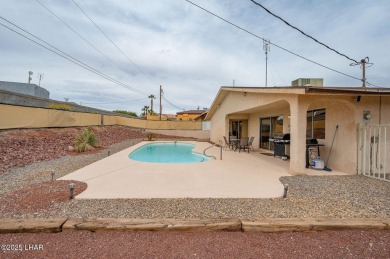 Fully updated, move-in-ready Pool home offers 3 bedrooms, 2 on London Bridge Golf Course in Arizona - for sale on GolfHomes.com, golf home, golf lot