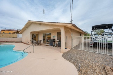 Fully updated, move-in-ready Pool home offers 3 bedrooms, 2 on London Bridge Golf Course in Arizona - for sale on GolfHomes.com, golf home, golf lot